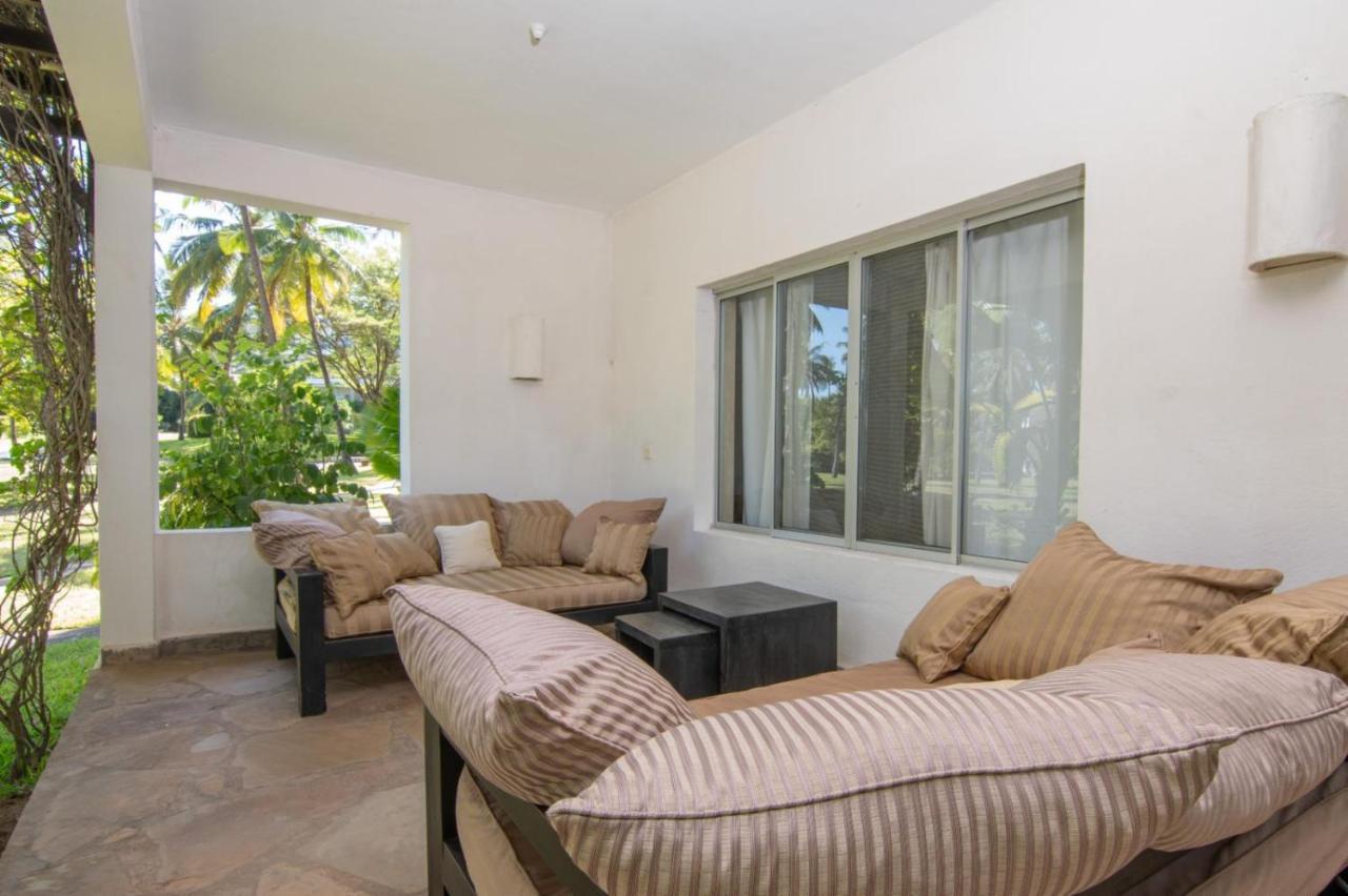 Hotel The Lawford Malindi Esterno foto